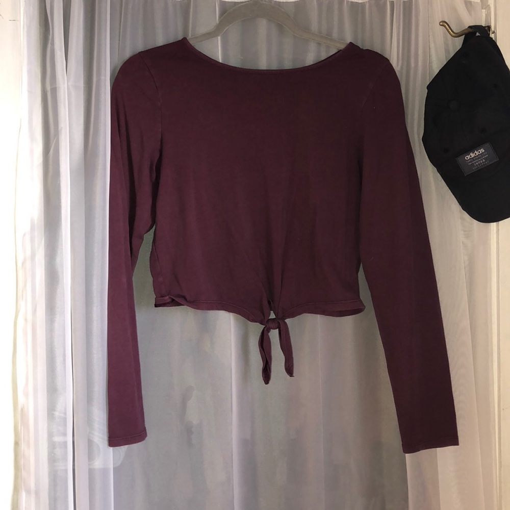 American Eagle cropped long sleeve
